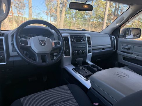 Used 2011 RAM 1500 Big Horn image 18