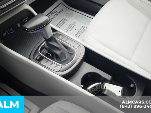 Certified 2024 Hyundai Kona SEL image 29