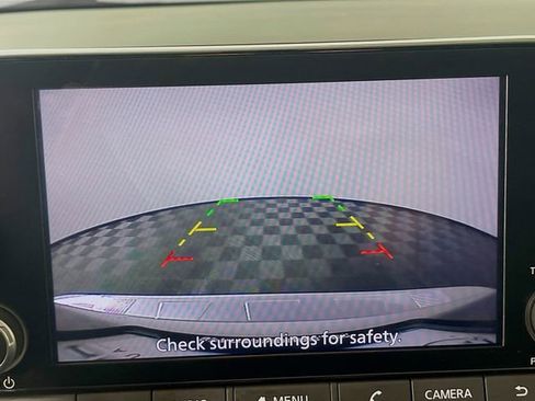 Used 2024 Nissan Rogue SV image 14