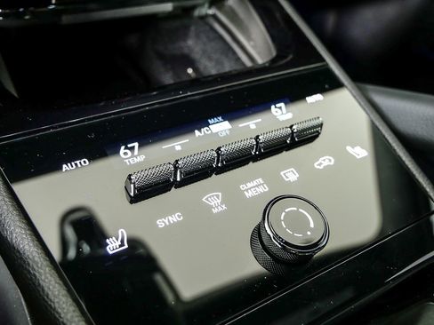 Certified 2024 Porsche Cayenne Coupe AWD/4WD image 16
