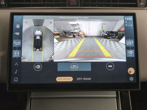 Used 2025 Land Rover Range Rover Evoque S image 24