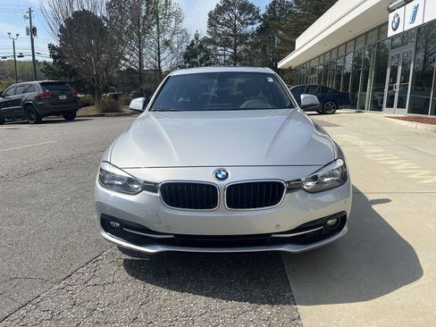 Used 2017 BMW 330i Sedan image 3