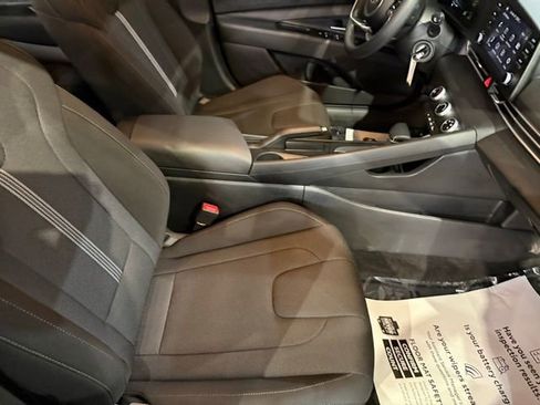 New 2026 Hyundai Elantra SE image 11