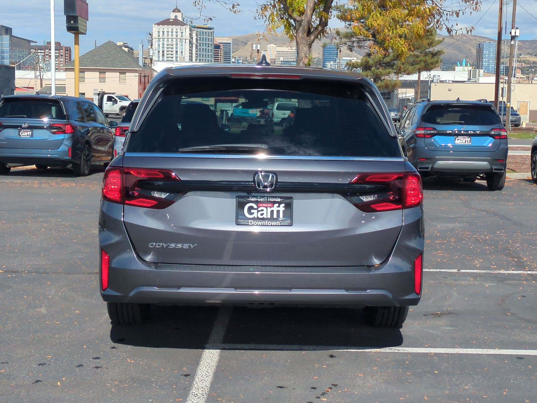 New 2027 Honda Odyssey EX-L image 7