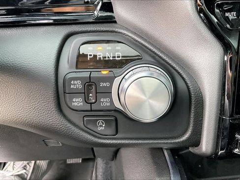 Used 2025 RAM 1500 Laramie w/ Night Edition AWD/4WD image 25