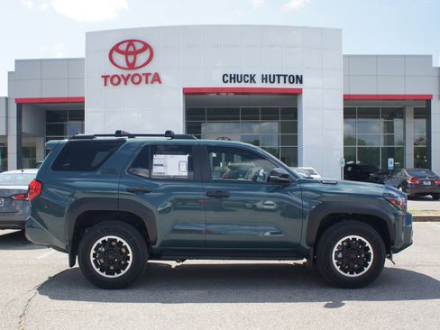 New 2026 Toyota 4Runner TRD Off-Road Premium AWD/4WD image 23