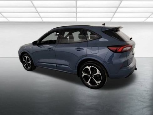 Certified 2023 Ford Escape ST-Line Select w/ Tech Pack #2 image 6