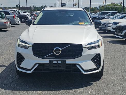 Used 2024 Volvo XC60 T8 Ultimate w/ Protection Package Premier AWD/4WD image 17