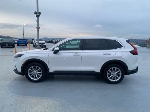 Certified 2025 Honda CR-V EX image 9