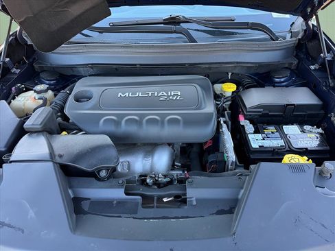 Used 2016 Jeep Cherokee Limited image 13