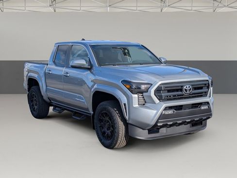 New 2026 Toyota Tacoma SR5 image 2