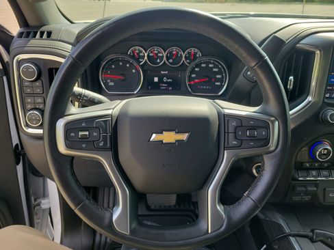 Used 2022 Chevrolet Silverado 3500 LTZ w/ LTZ Convenience Package AWD/4WD image 21