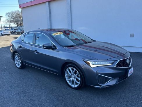 Used 2019 Acura ILX image 4