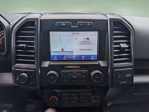 Used 2020 Ford F150 XLT w/ Equipment Group 302A Luxury AWD/4WD image 8