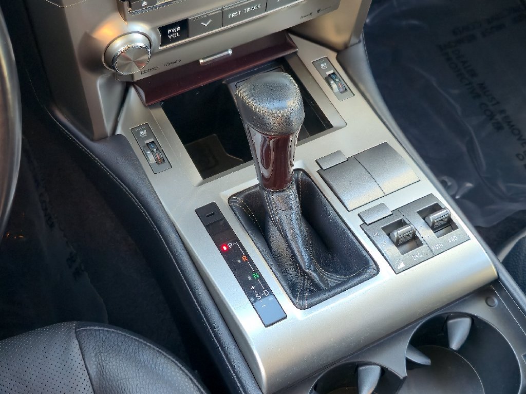 Used 2018 Lexus GX 460 Premium w/ Premium Package AWD/4WD image 17