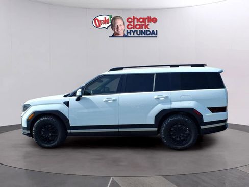 Used 2025 Hyundai Santa Fe Limited FWD image 3