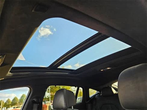 Used 2023 BMW X6 xDrive40i w/ Executive Package image 14