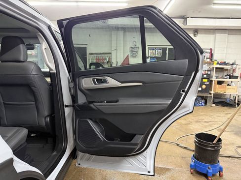 New 2026 Ford Explorer Active w/ Active Comfort Package image 25