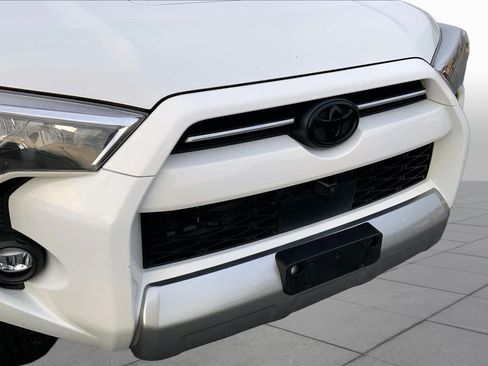 Used 2023 Toyota 4Runner TRD Off-Road Premium w/ Off Road Premium Plus Package AWD/4WD image 29