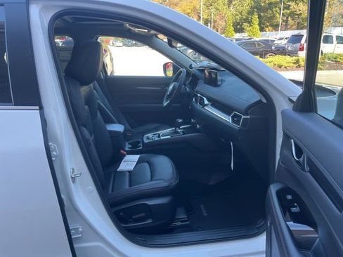 New 2025 MAZDA CX-5 Carbon Edition image 28