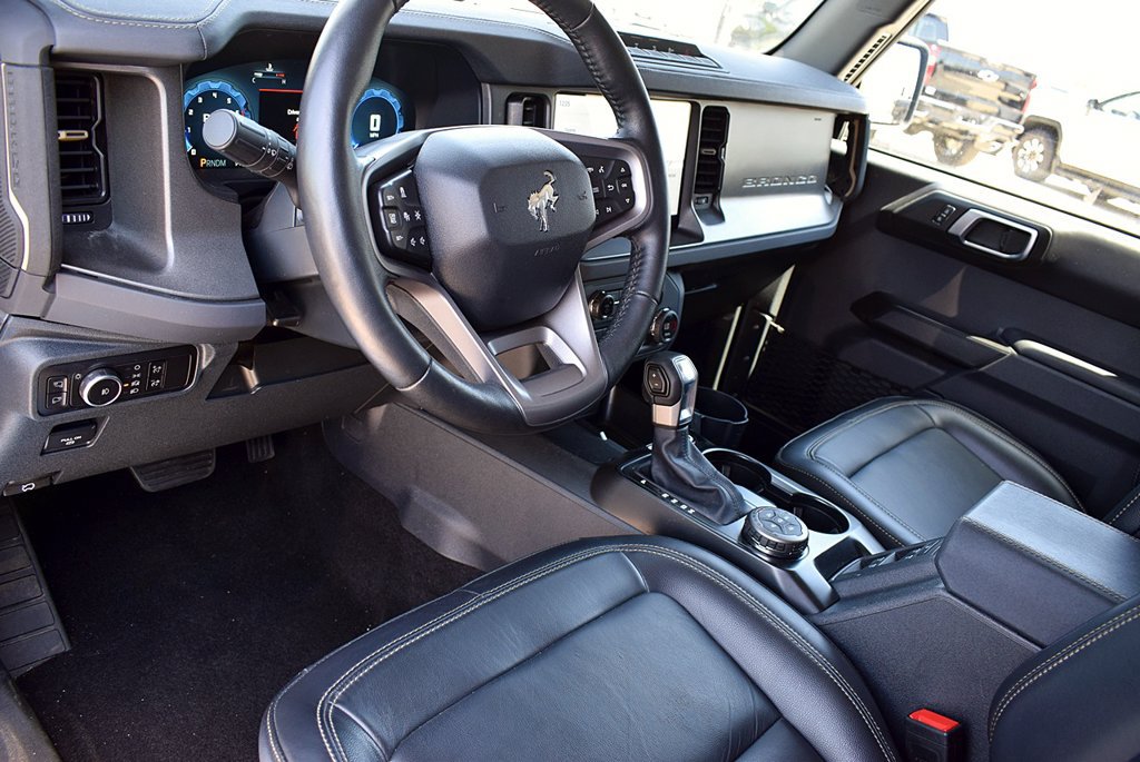 Used 2025 Ford Bronco Badlands AWD/4WD image 13