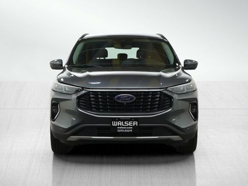 Used 2023 Ford Escape Platinum AWD/4WD image 8