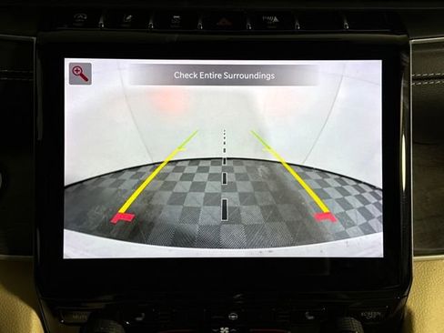 Used 2023 Jeep Grand Cherokee Limited image 29