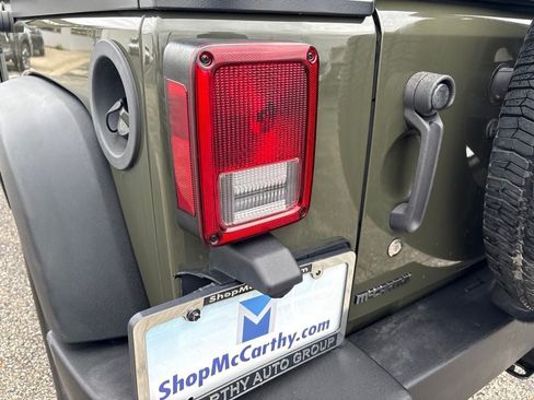 Used 2015 Jeep Wrangler Unlimited Sport w/ Quick Order Package 24S AWD/4WD image 10