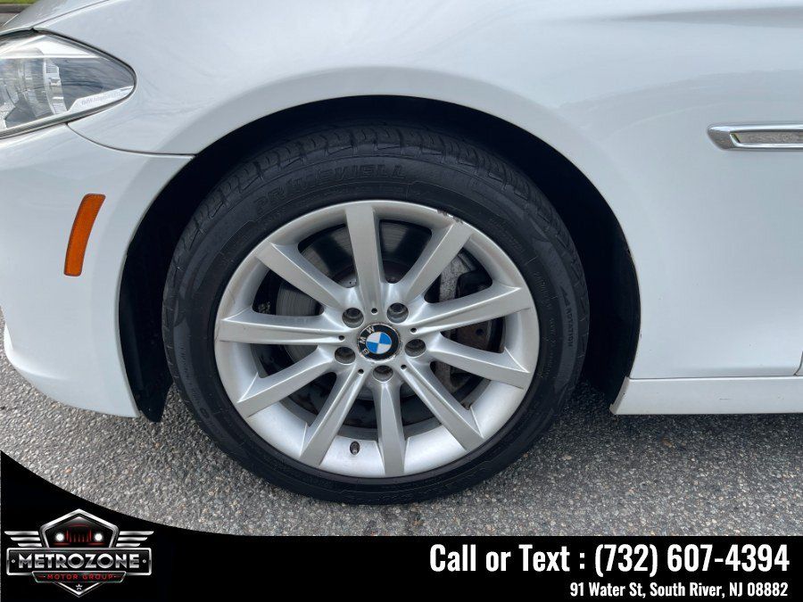 Used 2014 BMW 535i xDrive Sedan AWD/4WD image 35