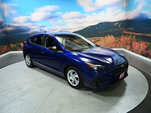 Certified 2025 Subaru Impreza 2.0i image 1