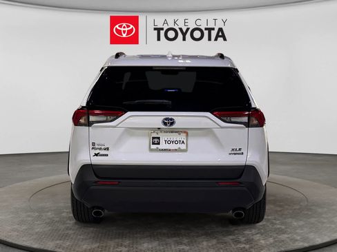 Used 2024 Toyota RAV4 XLE w/ Convenience Package AWD/4WD image 7