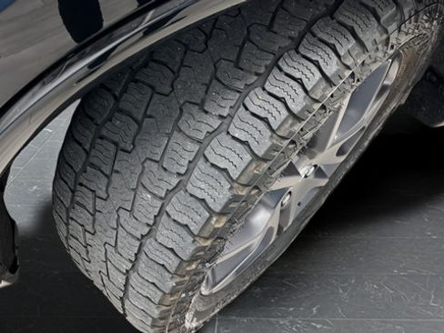 Used 2018 Dodge Durango R/T AWD/4WD image 41