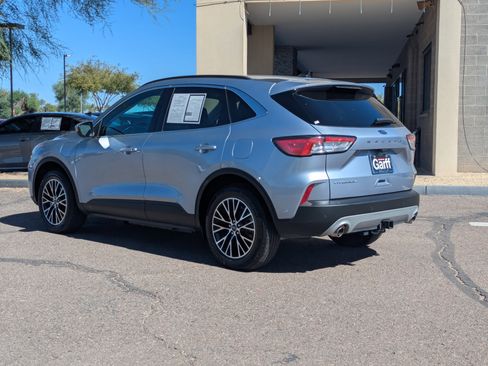 Used 2022 Ford Escape Titanium w/ Titanium Premium Package image 4