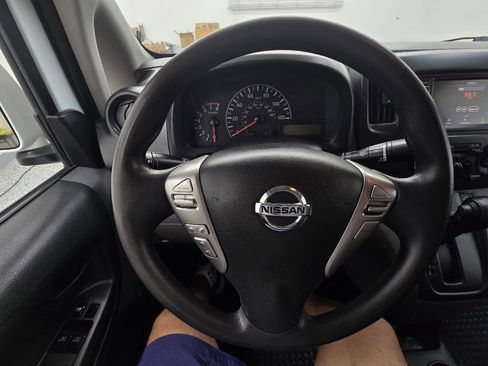 Used 2020 Nissan NV200 SV w/ Back Door Glass Package image 19