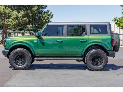 Used 2023 Ford Bronco Outer Banks AWD/4WD image 3