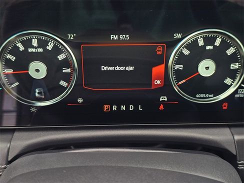 Used 2024 Ford Mustang Premium image 18