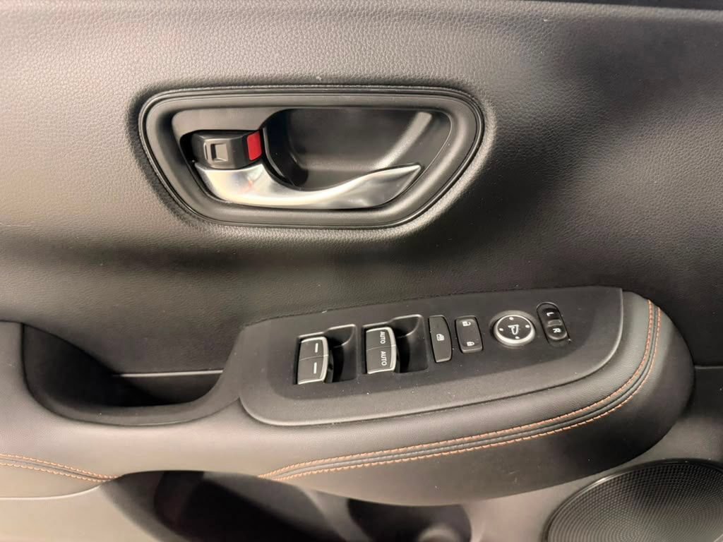 Certified 2024 Honda HR-V Sport image 22