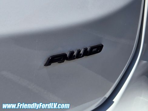 Used 2023 Ford Edge SE w/ Black Appearance Package AWD/4WD image 4