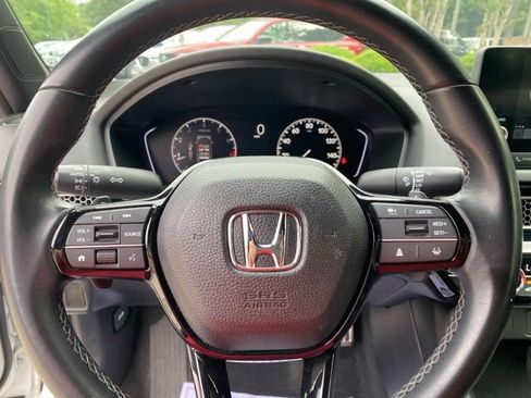 Used 2023 Honda Civic Sport image 10