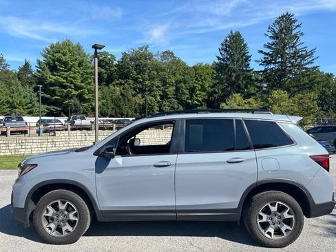Used 2022 Honda Passport TrailSport image 3