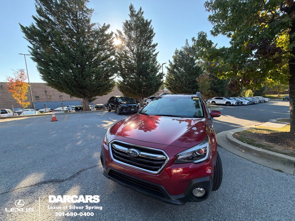 Used 2018 Subaru Outback 2.5i Limited AWD/4WD image 1