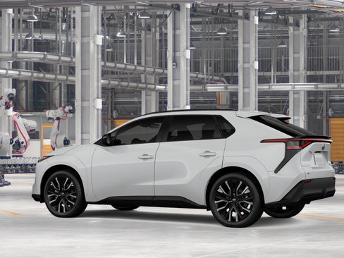 New 2026 Toyota bZ FWD image 5