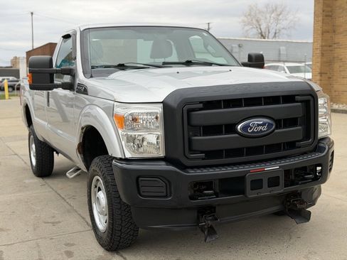 Used 2016 Ford F250 XL w/ Power Equipment Group image 3