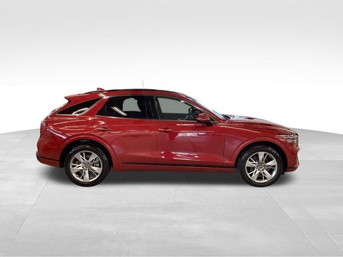 Used 2022 Genesis GV70 3.5T Sport w/ Sport Advanced Package AWD/4WD image 26