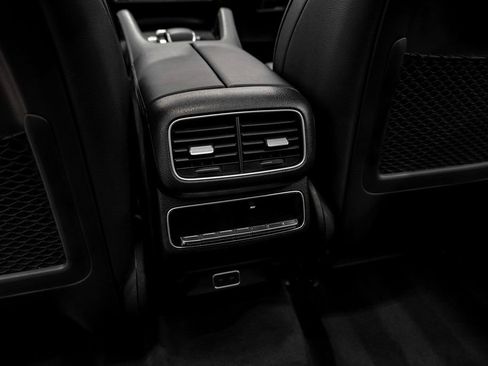 Used 2024 Mercedes-Benz GLS 450 4MATIC image 34