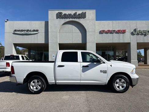 Certified 2023 RAM 1500 Classic SLT w/ Trailer & Traction Group image 8