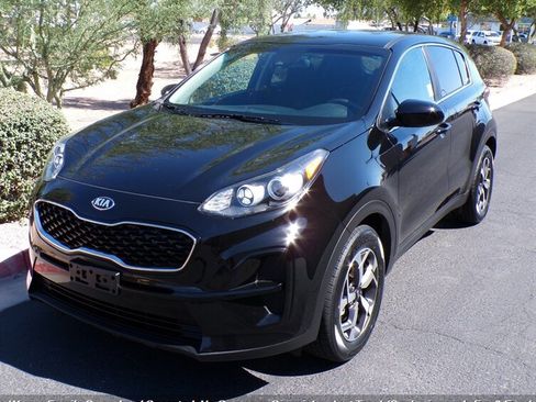 Used 2020 Kia Sportage LX FWD image 3