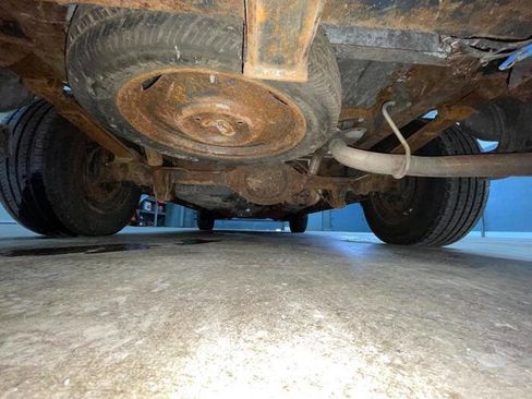 Used 1999 Chevrolet Astro AWD image 15