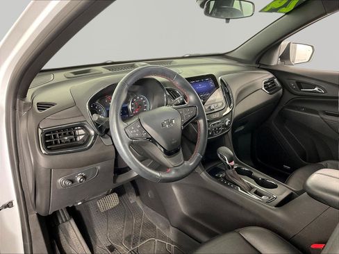 Used 2024 Chevrolet Equinox RS w/ RS Leather Package FWD image 17