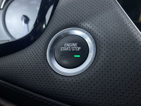 Certified 2022 Cadillac XT5 Premium Luxury image 8